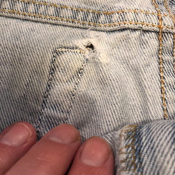 Vintage (90’s) Levi Strauss Stone Washed Jean Shorts, W36 - Picture 7 of 15